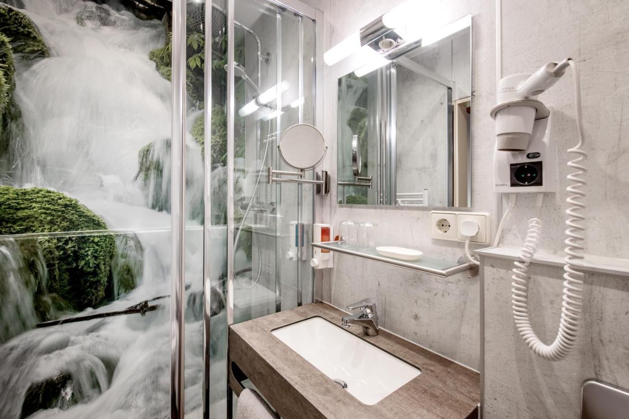 Hotel Zur Krone 2*
