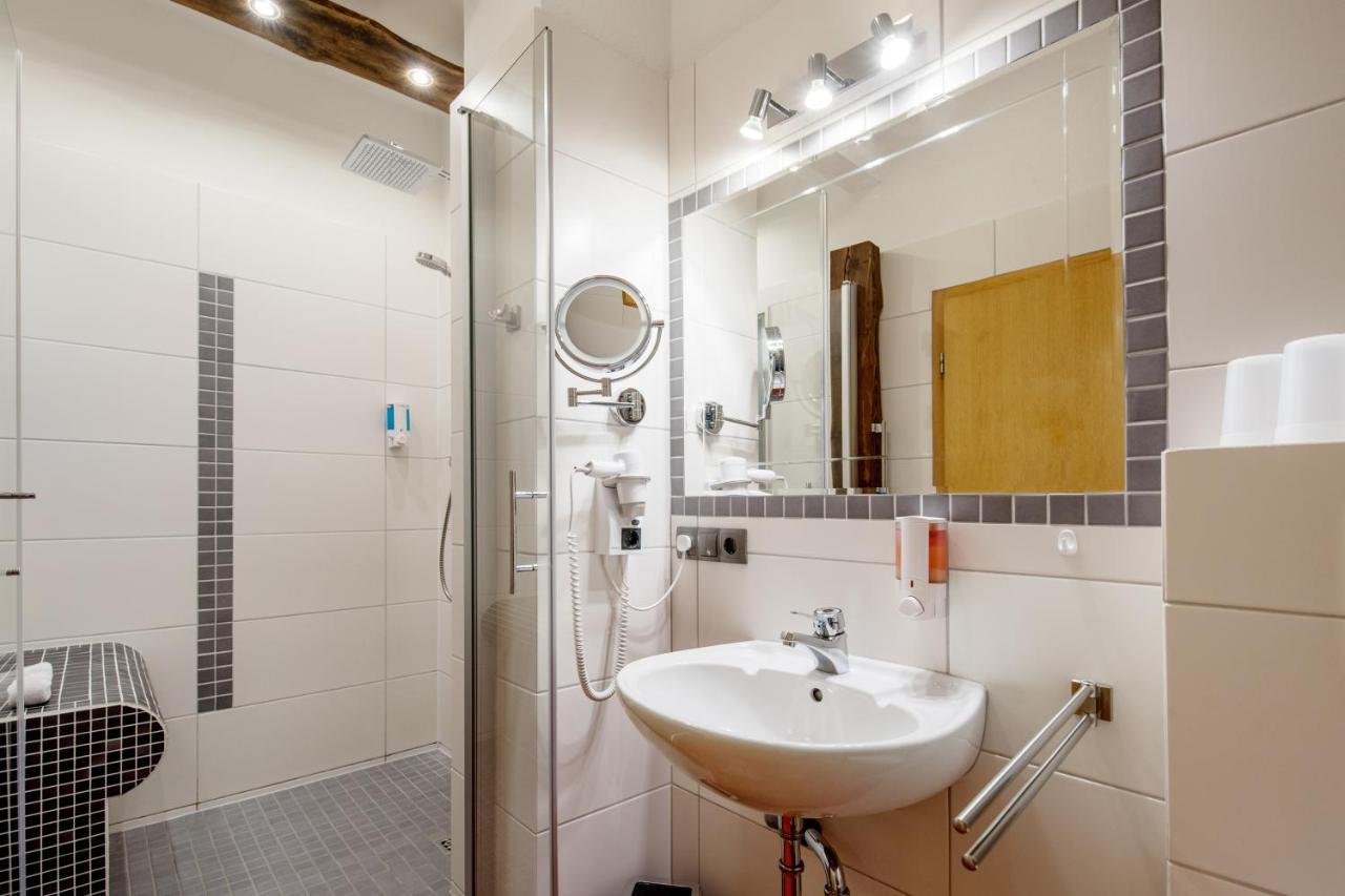 Zur Krone Hotel