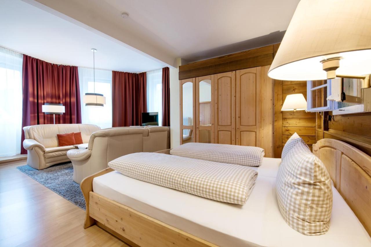 Hotel Zur Krone 2*